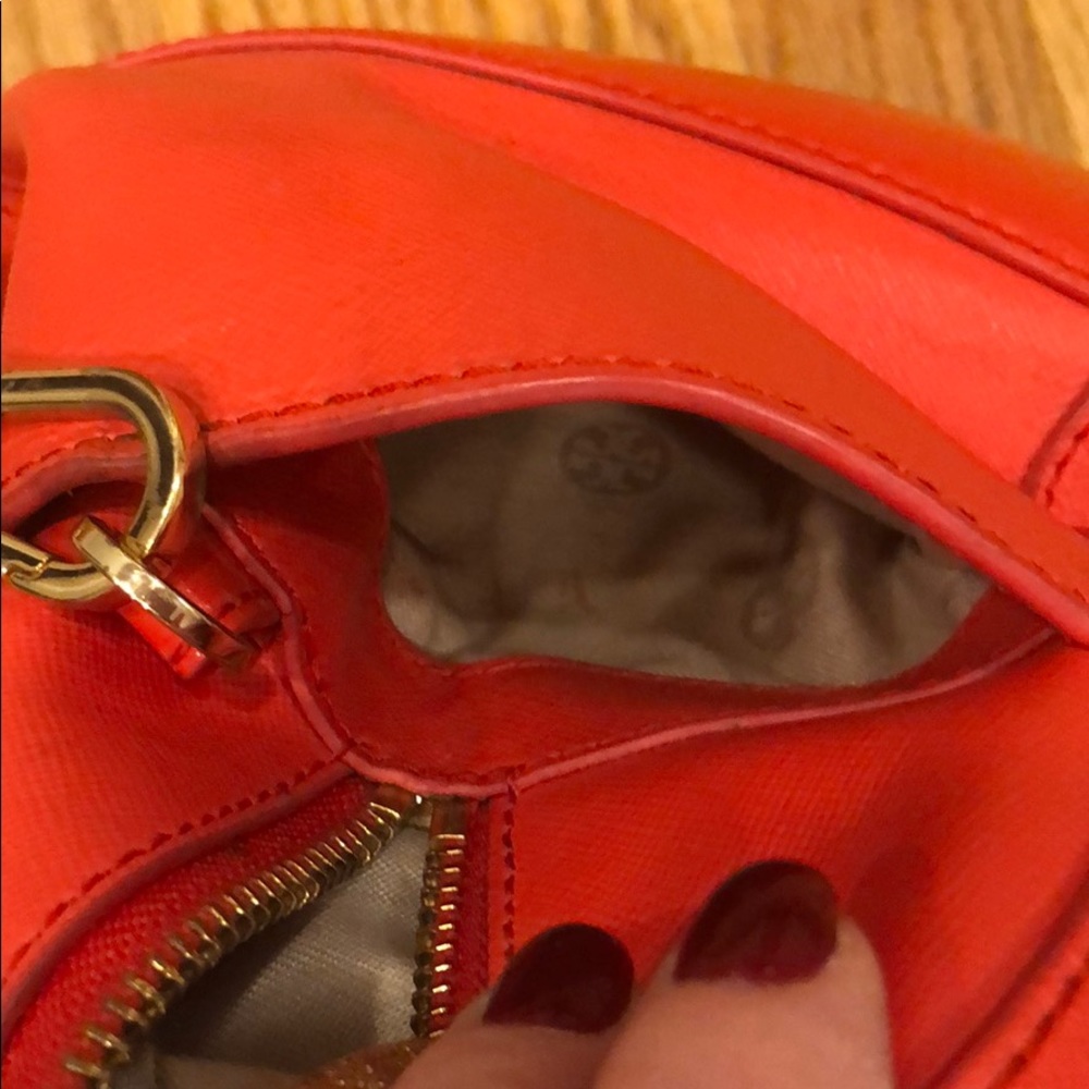 Used Tory Burch purse - Picture 6 of 8